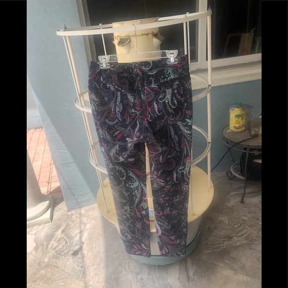 Carlisle Navy Blue Floral Cotton Pants. Size 4 - Picture 2 of 4